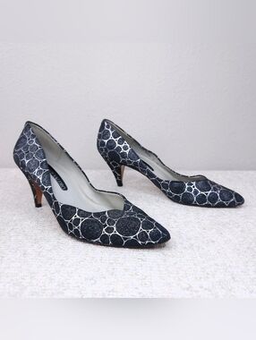 Martinez Valero Vintage Kitten Heel Pumps US 9 Metallic Leather Slip-On Heels